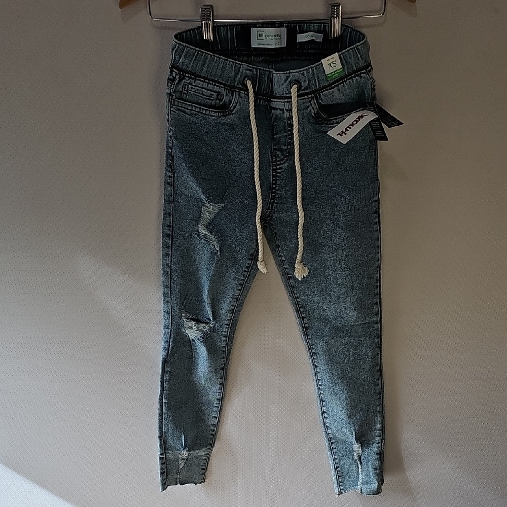 Trendy Women's Blue Skinny Jeans